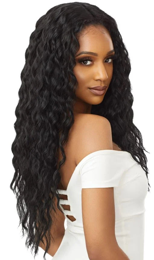 Outre Quick Weave Mila Half Wig