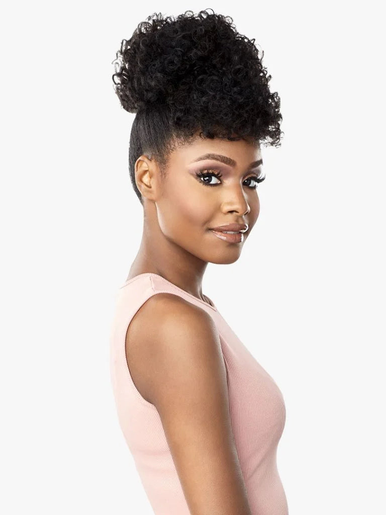 Sensationnel JANA Textured, curly bun with curly bangs