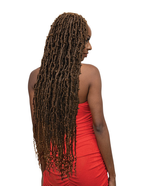 BUTTERFLY BORN LOCS 36"