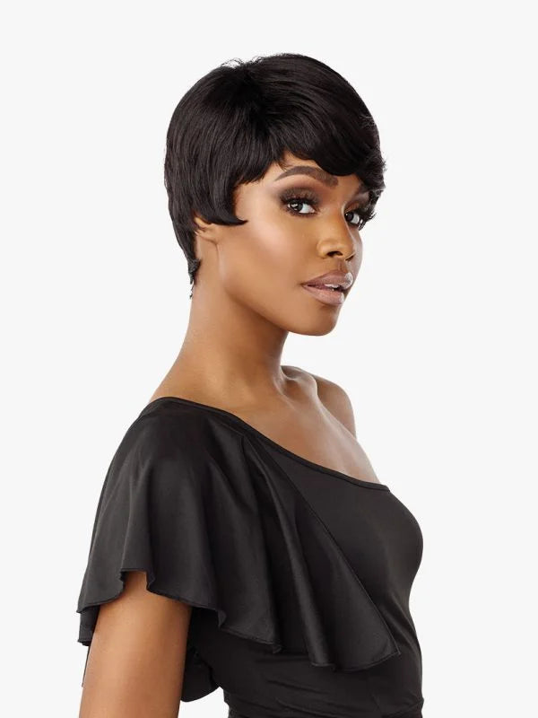 Sensationnel DENIA 	100% Human Hair, Empire, Empire wig, Salt&Pepper, Special Gray Colors, Trendy Natural Look